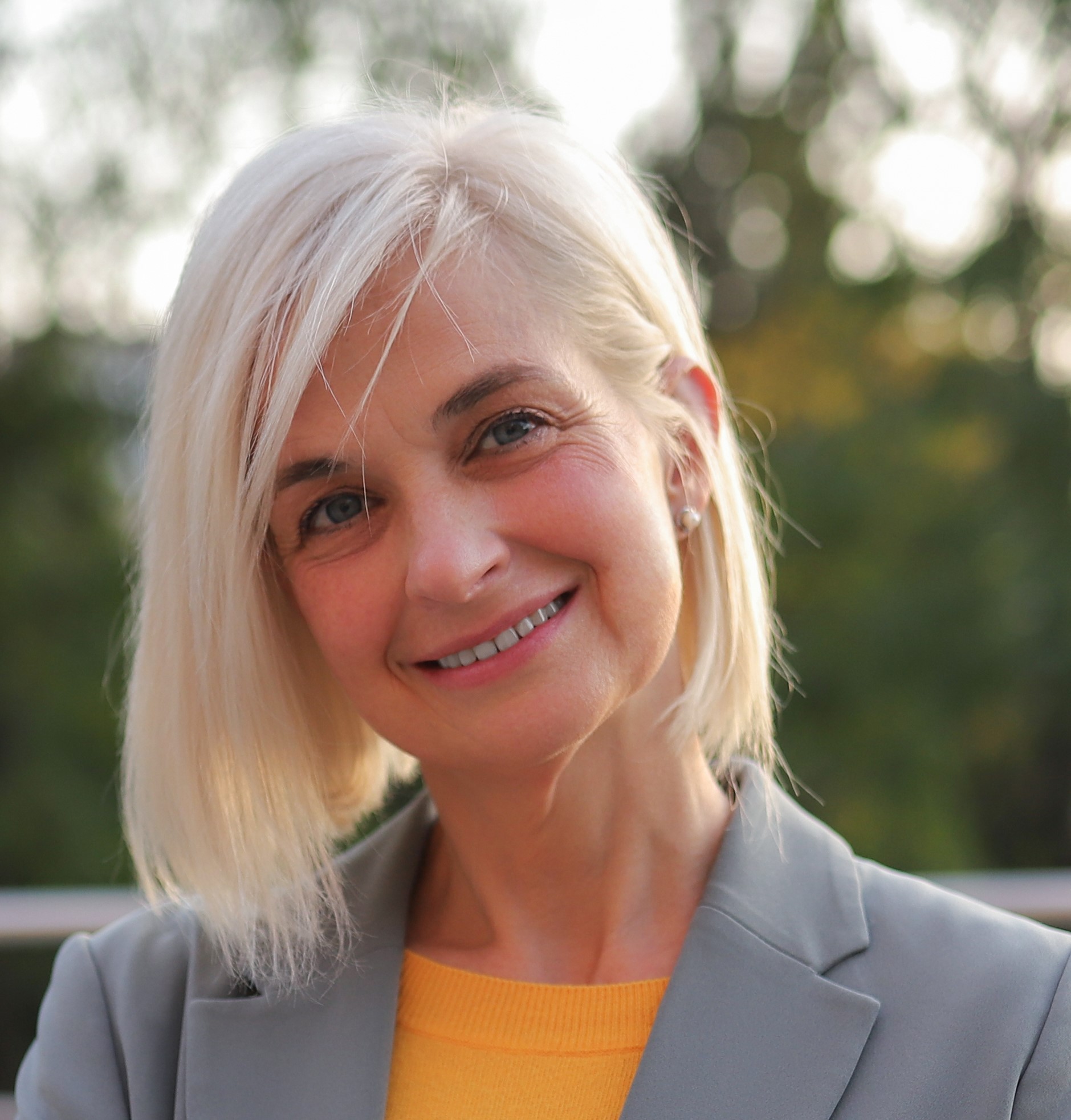 Dr. Nevena Veljković